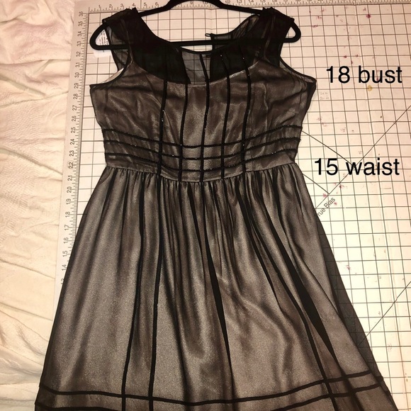 Calvin Klein Cocktail Dress Black Silk w/ Sequin Accents size 8 - Picture 8 of 8